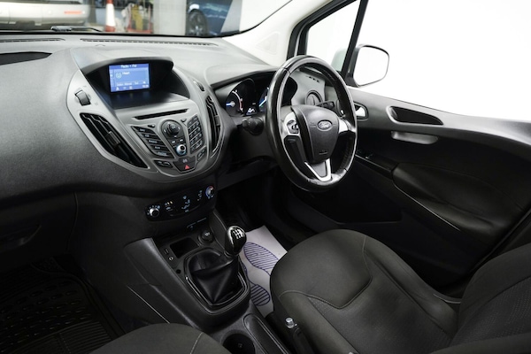 Used Ford Transit Courier 2015 for sale - 76167459: Photo 13