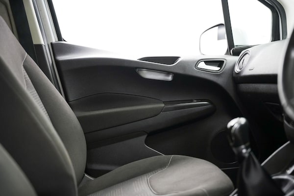 Used Ford Transit Courier 2015 for sale - 76167459: Photo 14