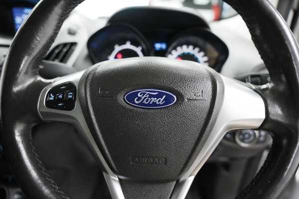 Used Ford Transit Courier 2015 for sale - 76167459: Photo 16