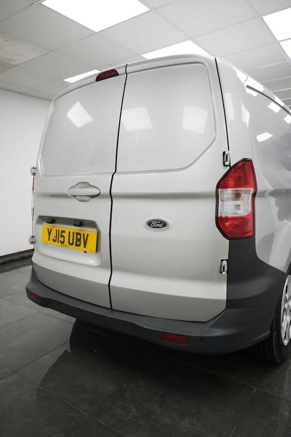 Used Ford Transit Courier 2015 for sale - 76167459: Photo 3