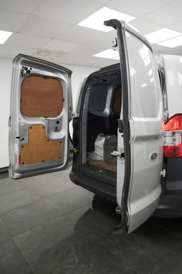 Used Ford Transit Courier 2015 for sale - 76167459: Photo 5