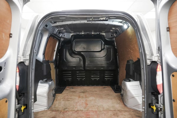 Used Ford Transit Courier 2015 for sale - 76167459: Photo 7