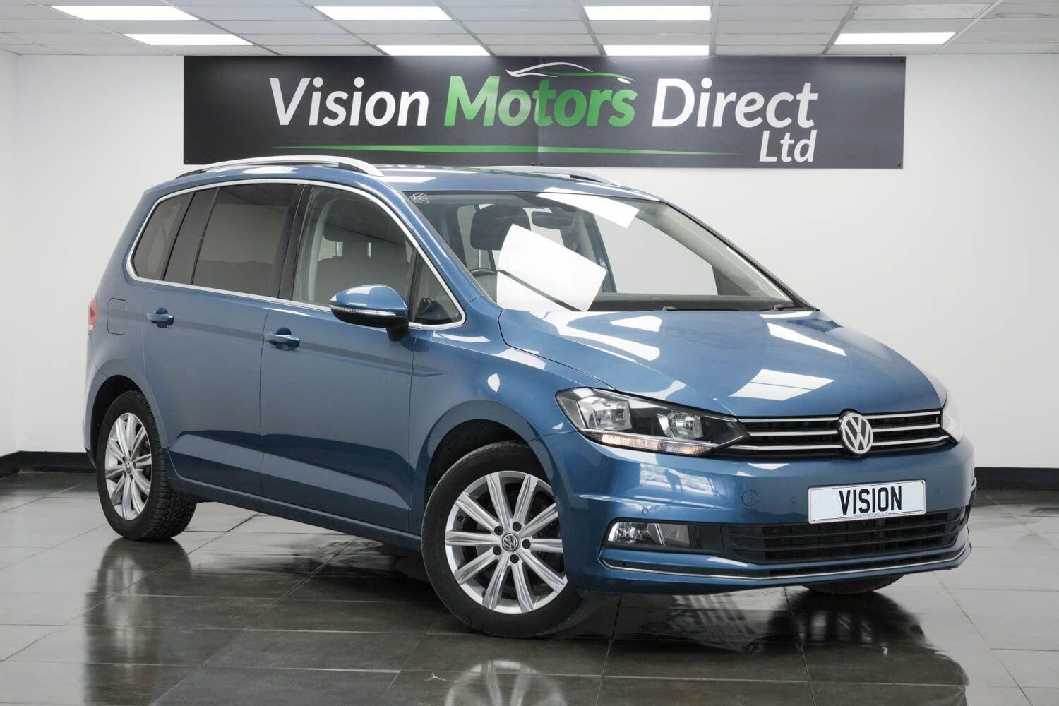 Used Volkswagen Touran 2017 for sale - 76166577: Photo 1