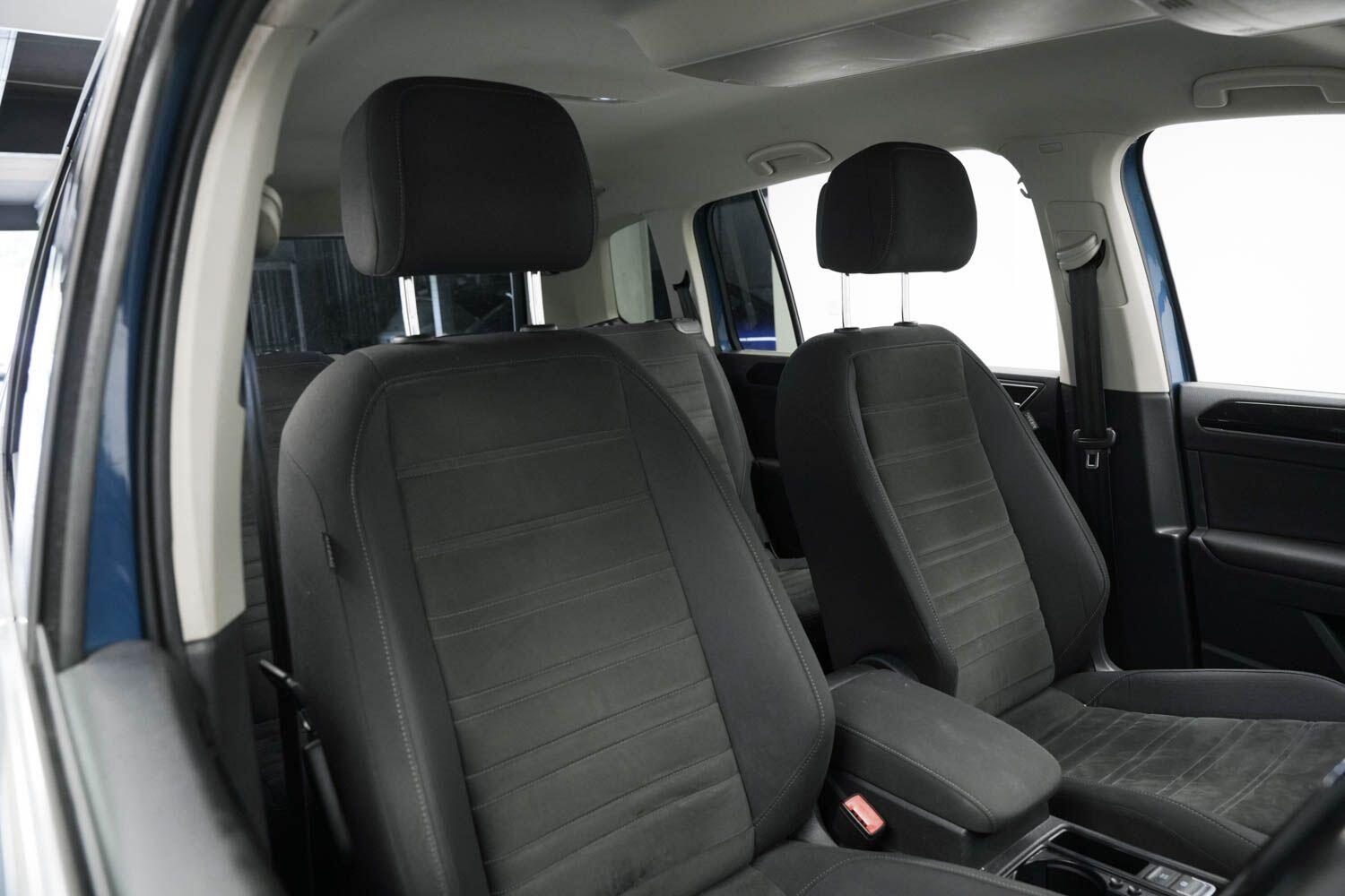 Used Volkswagen Touran 2017 for sale - 76166577: Photo 10