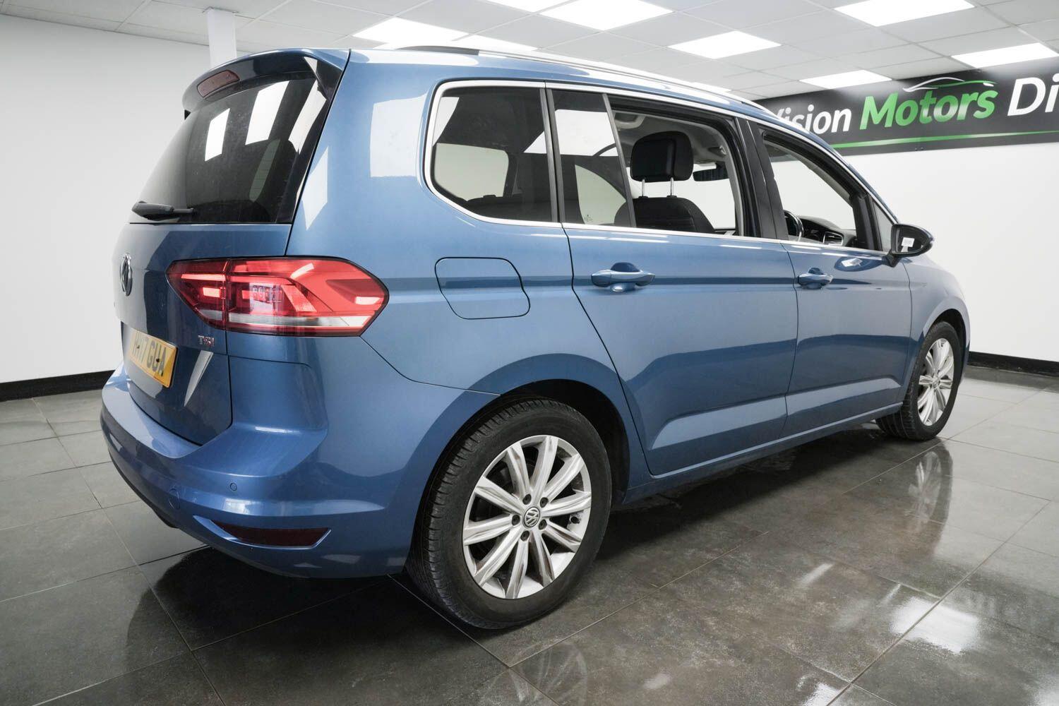 Used Volkswagen Touran 2017 for sale - 76166577: Photo 4