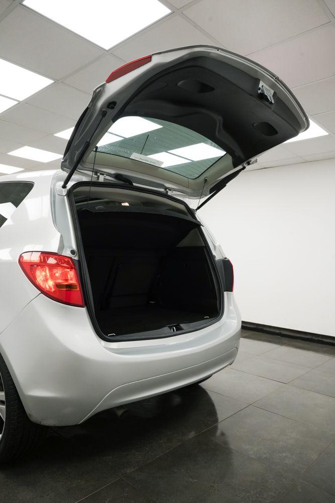 Used Vauxhall Meriva 2016 for sale - 77456477: Photo 8