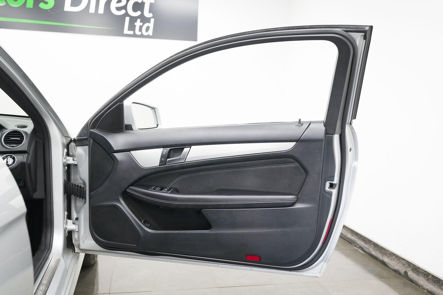 Used Mercedes-Benz C Class for sale - 77753235: Photo 14