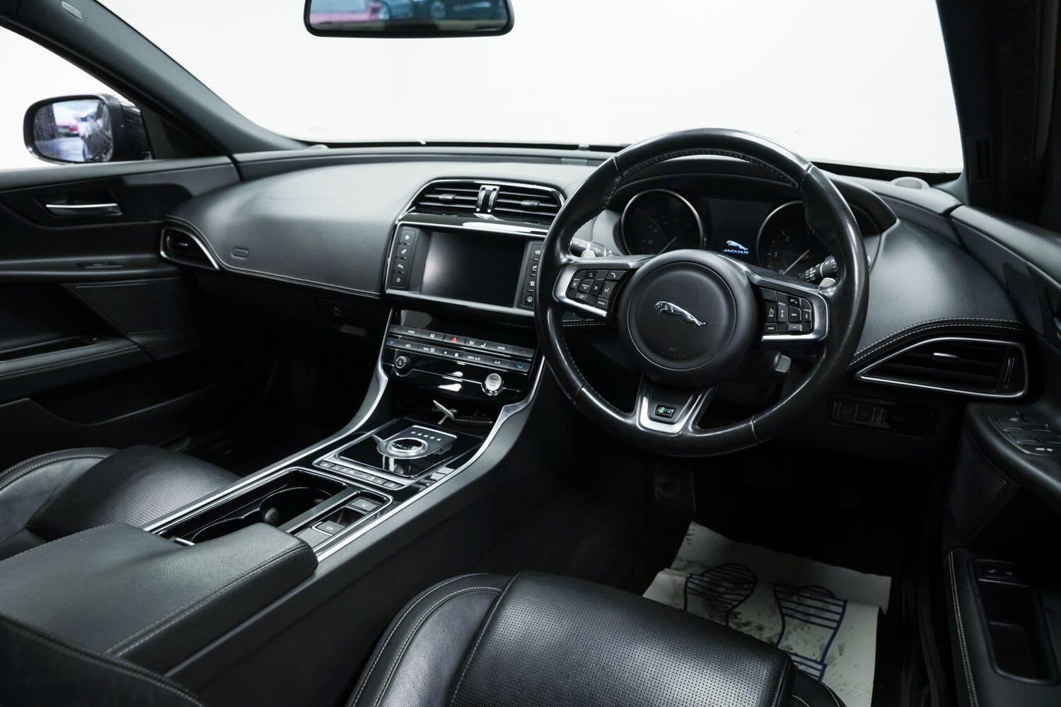 Used Jaguar XE 2017 for sale - 77344395: Photo 10