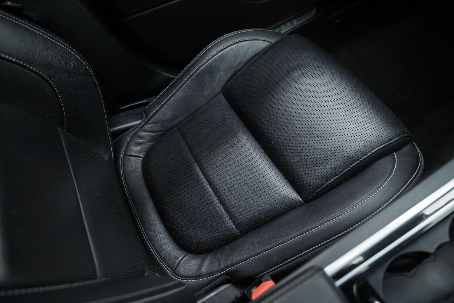 Used Jaguar XE 2017 for sale - 77344395: Photo 22