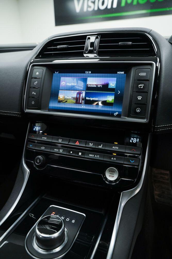 Used Jaguar XE 2017 for sale - 77344395: Photo 25