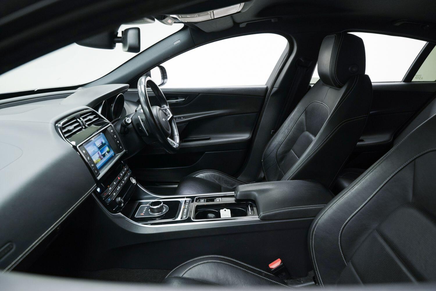 Used Jaguar XE 2017 for sale - 77344395: Photo 29