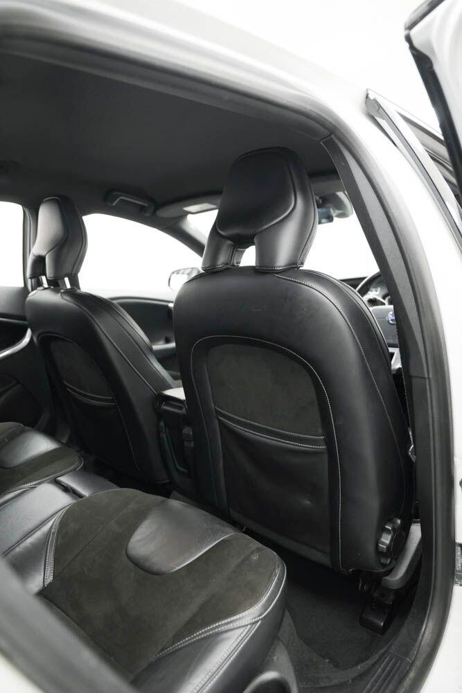 Used Volvo V40 2014 for sale - 76094246: Photo 15