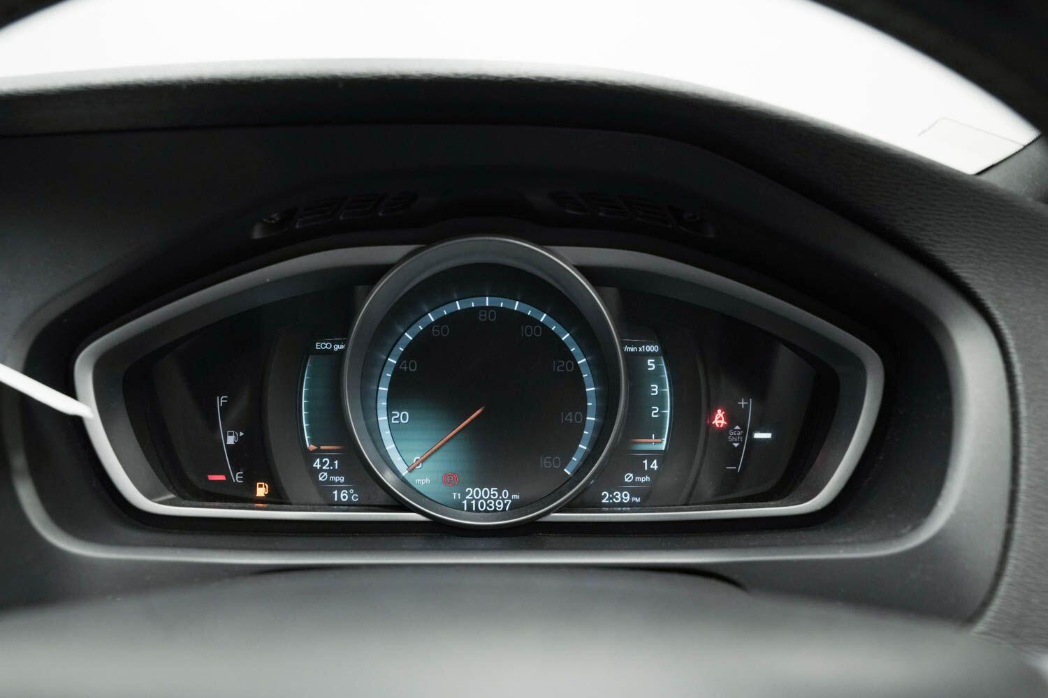 Used Volvo V40 2014 for sale - 76094246: Photo 24