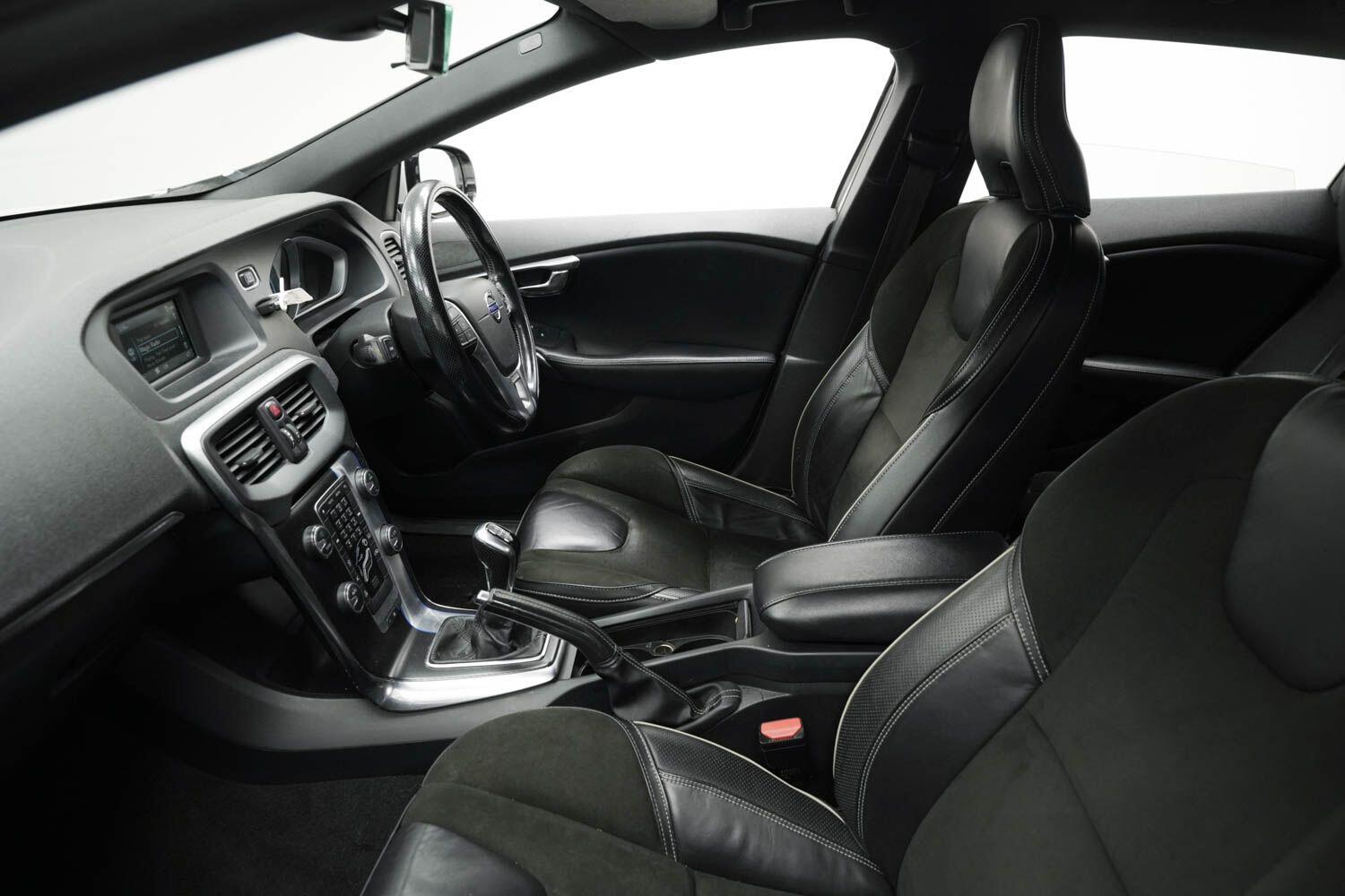 Used Volvo V40 2014 for sale - 76094246: Photo 26
