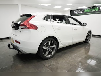 Used Volvo V40 2014 for sale - 76094246: Photo 4