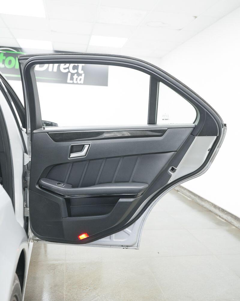 Used Mercedes-Benz E Class 2013 for sale - 77957256: Photo 17