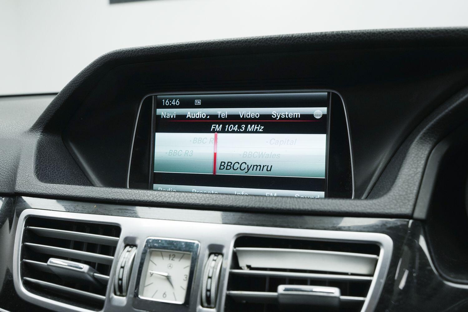 Used Mercedes-Benz E Class 2013 for sale - 77957256: Photo 22