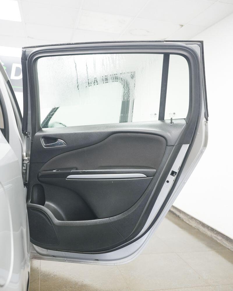 Used Vauxhall Zafira 2017 for sale - 77898170: Photo 17