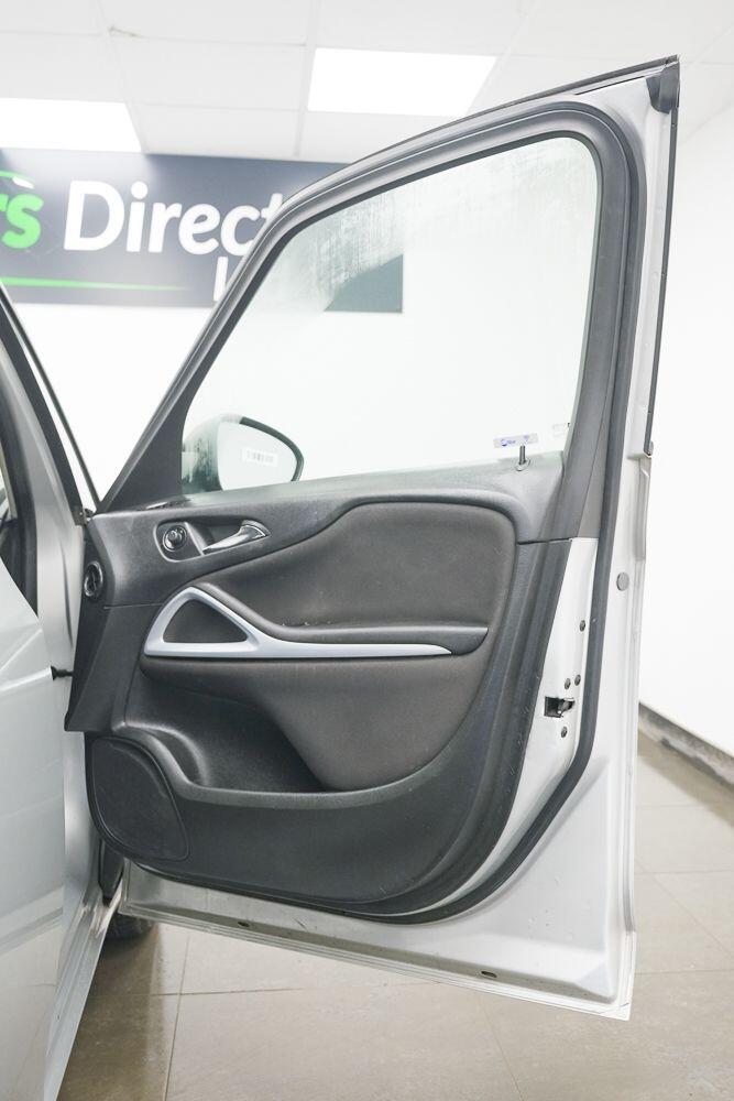Used Vauxhall Zafira 2017 for sale - 77898170: Photo 18