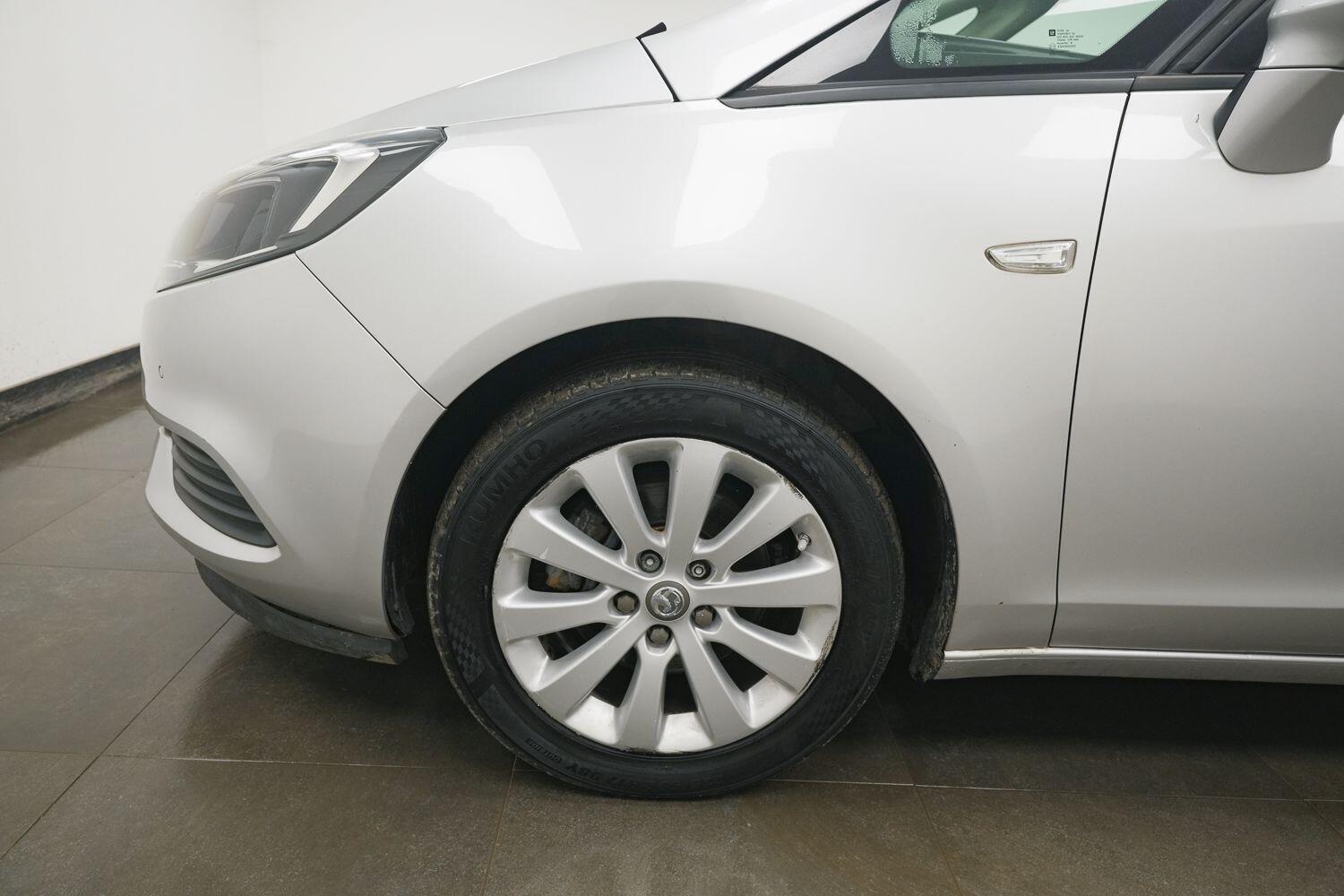 Used Vauxhall Zafira 2017 for sale - 77898170: Photo 6