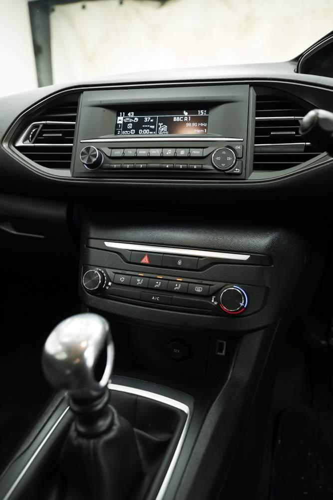 Used Peugeot 308 for sale - 76994430: Photo 17