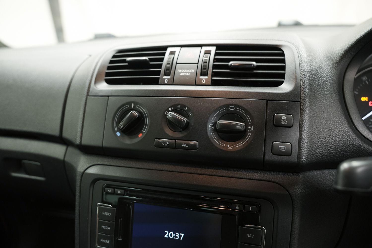 Used Skoda Fabia 2013 for sale - 76359953: Photo 23