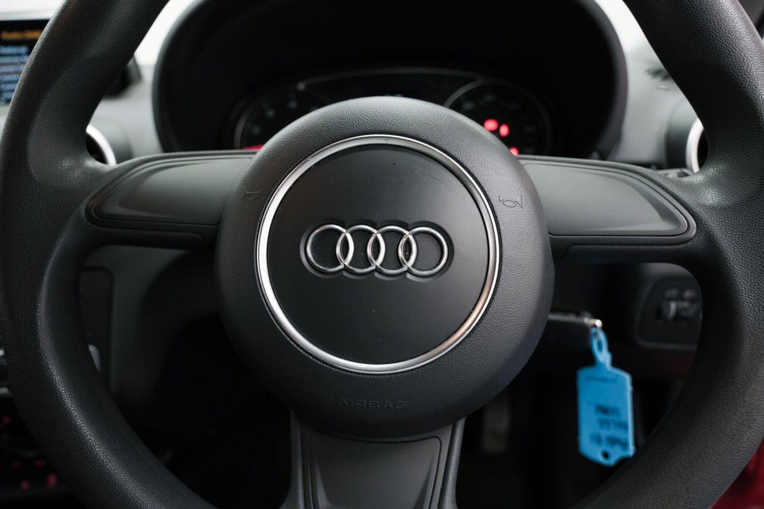 Used Audi A1 for sale - 77166795: Photo 25