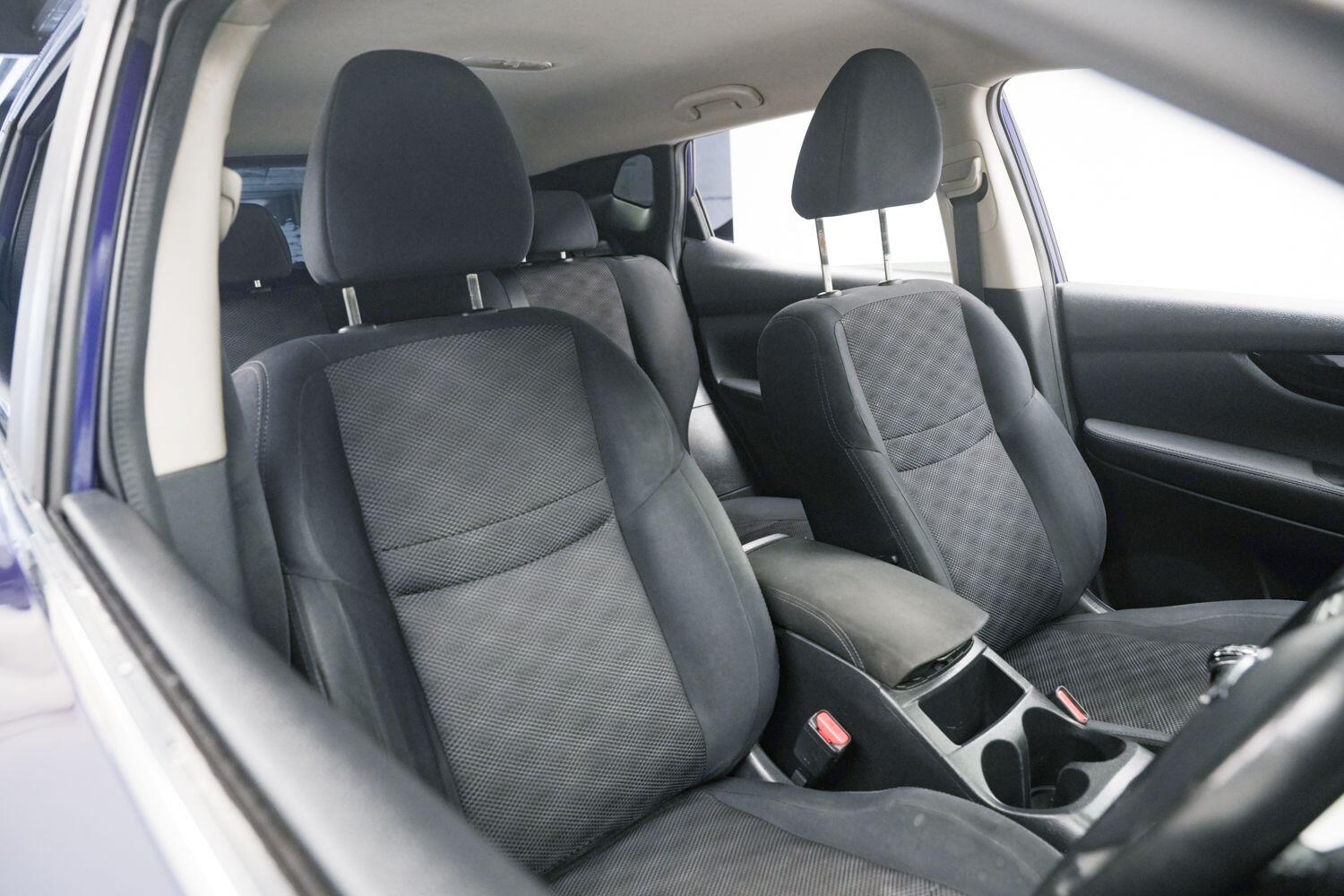 Used Nissan Qashqai 2015 for sale - 78072637: Photo 11