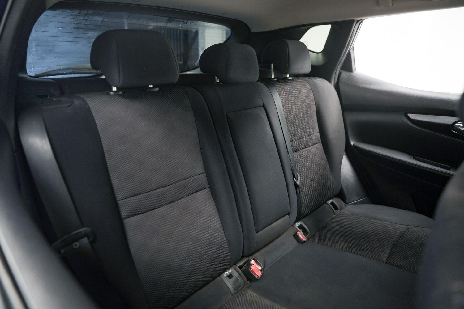 Used Nissan Qashqai 2015 for sale - 78072637: Photo 13