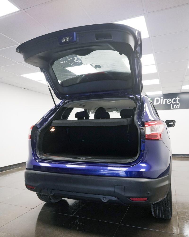 Used Nissan Qashqai 2015 for sale - 78072637: Photo 8