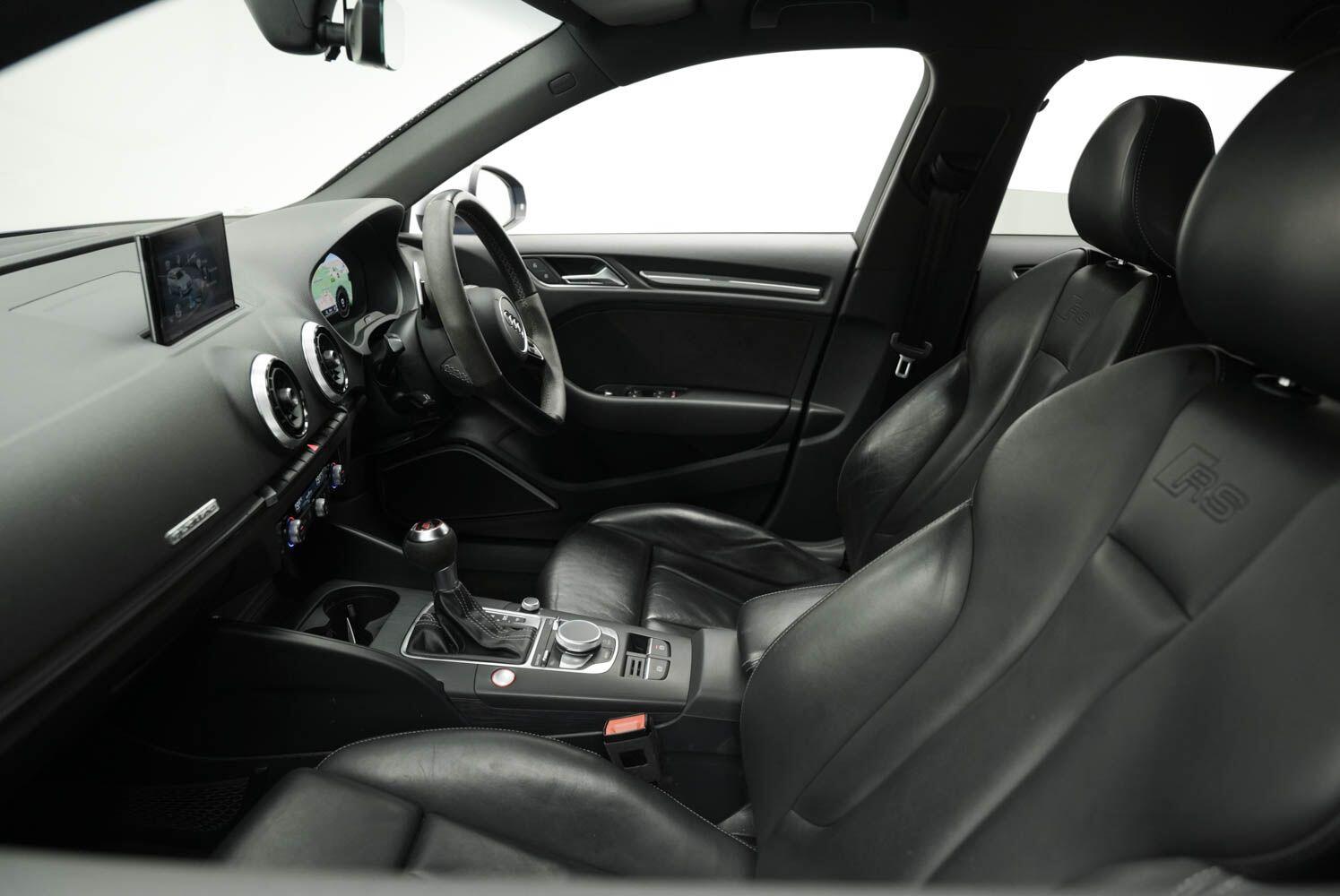 Used Audi RS3 2017 for sale - 76521921: Photo 34