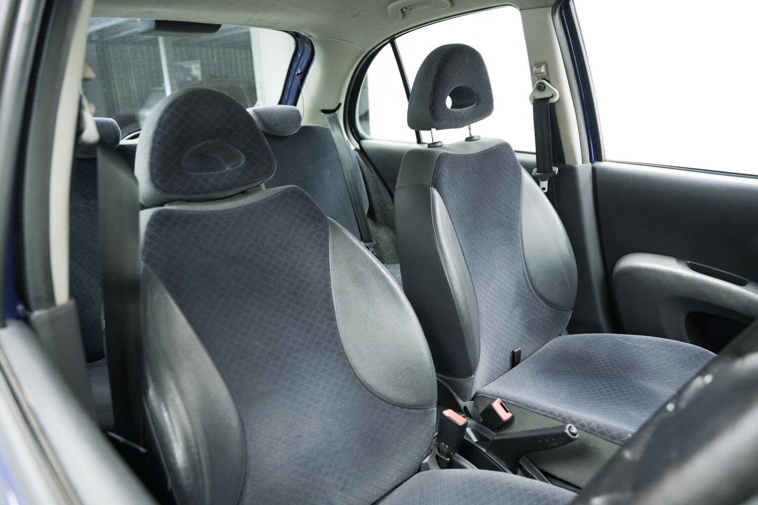 Used Nissan Micra 2004 for sale - 76359982: Photo 12