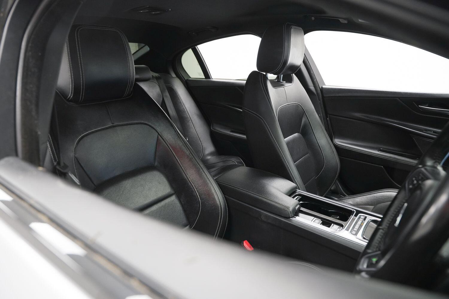 Used Jaguar XE 2018 for sale - 78019826: Photo 12