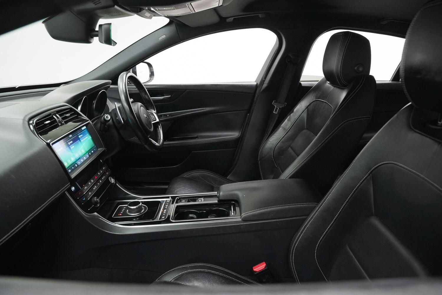 Used Jaguar XE 2018 for sale - 78019826: Photo 27