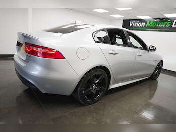 Used Jaguar XE 2018 for sale - 78019826: Photo