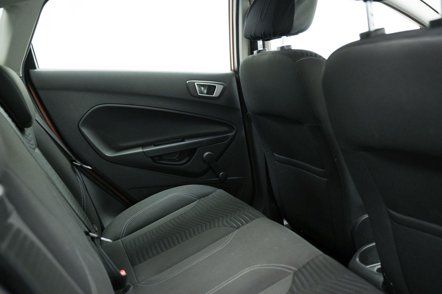 Used Ford Fiesta 2014 for sale - 76360330: Photo 17