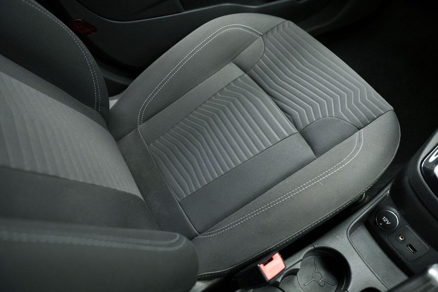 Used Ford Fiesta 2014 for sale - 76360330: Photo 24
