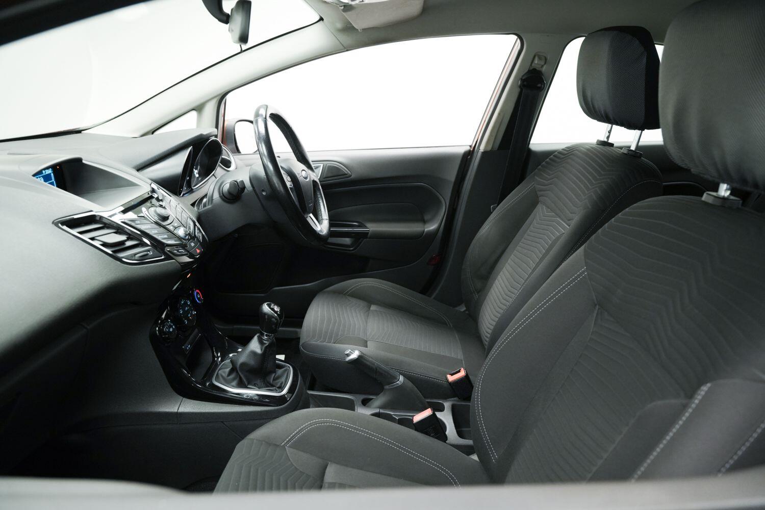 Used Ford Fiesta 2014 for sale - 76360330: Photo 31