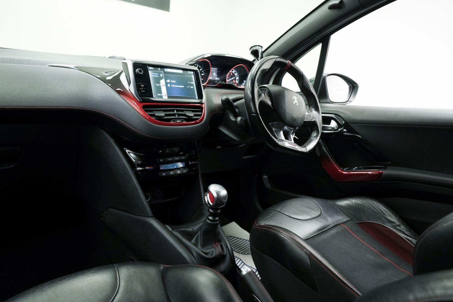 Used Peugeot 208 2014 for sale - 76361271: Photo 19