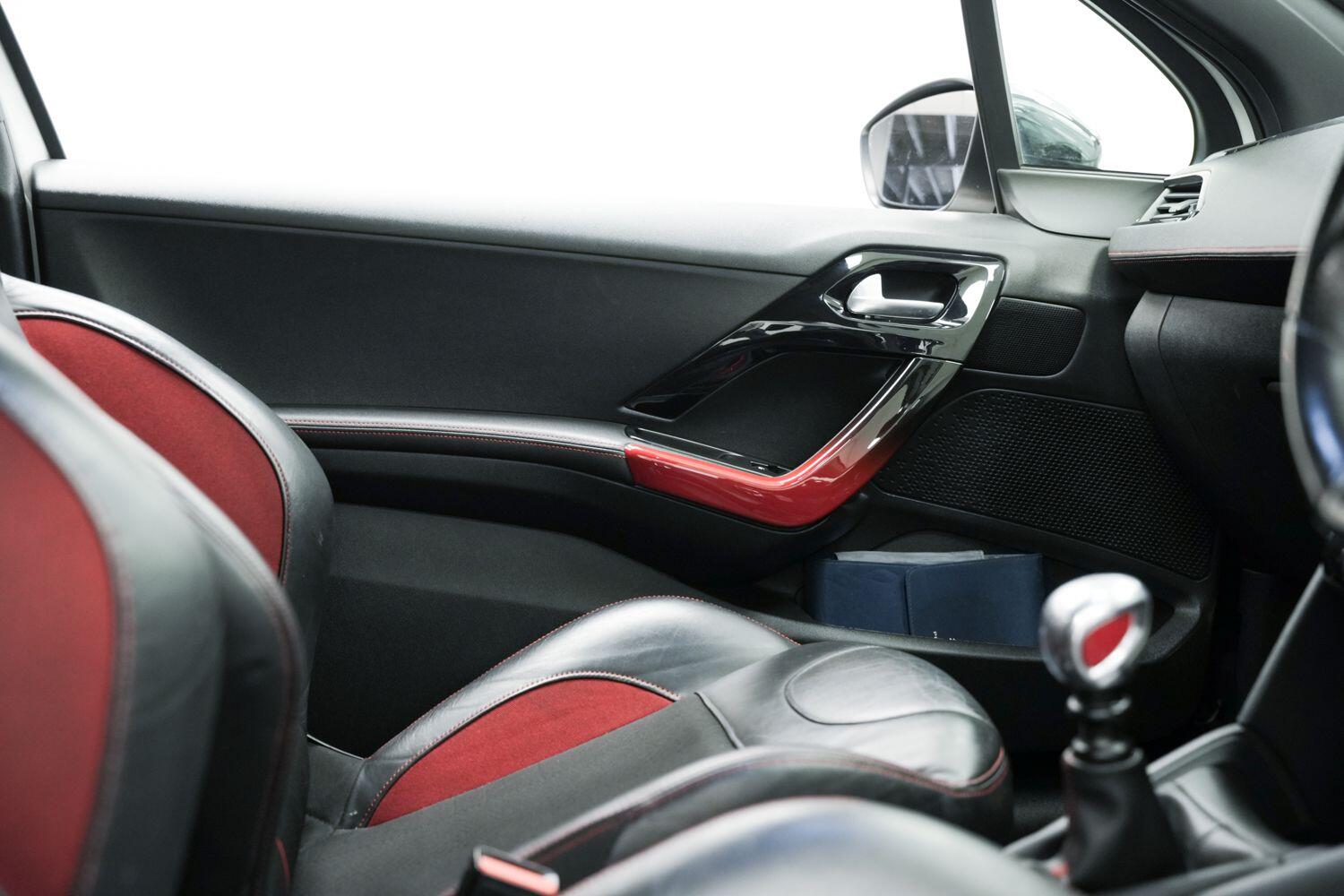 Used Peugeot 208 2014 for sale - 76361271: Photo 20