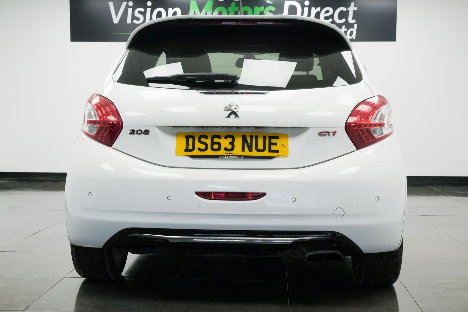 Used Peugeot 208 2014 for sale - 76361271: Photo 4