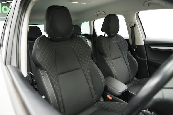 Used Skoda Karoq 2020 for sale - 76158596: Photo 12