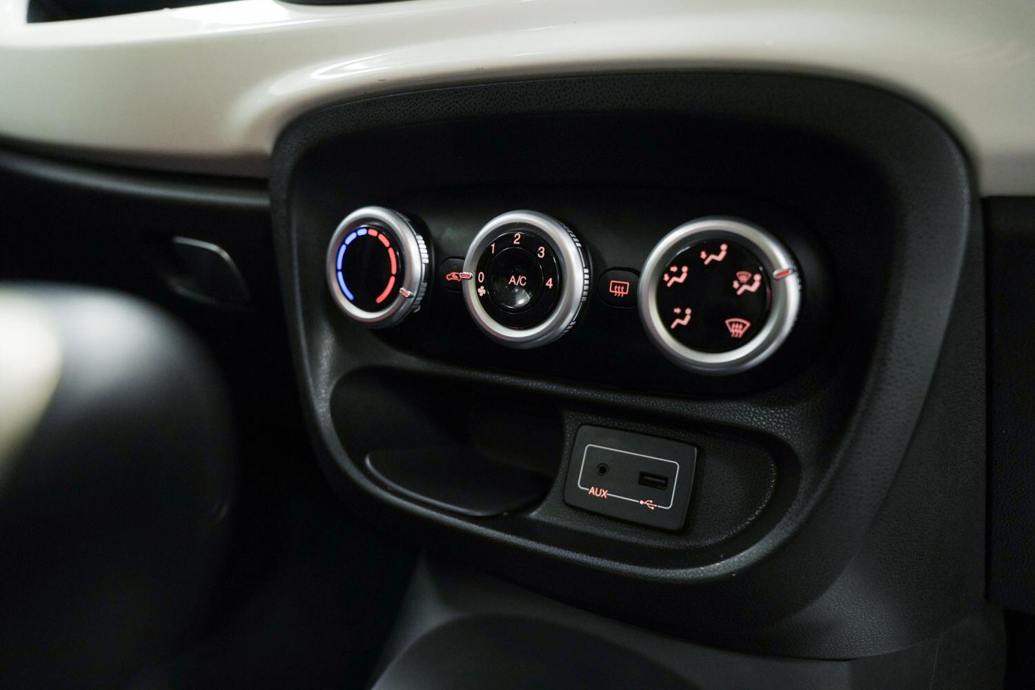 Used Fiat 500L 2015 for sale - 77203938: Photo 19