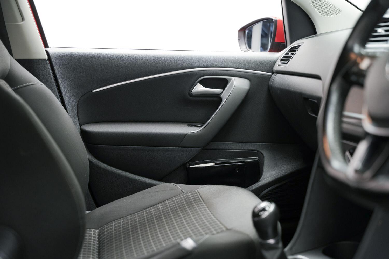 Used Volkswagen Polo 2015 for sale - 76409598: Photo 18