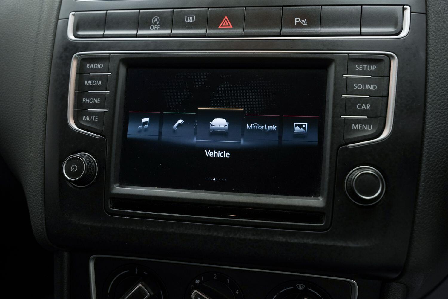 Used Volkswagen Polo 2015 for sale - 76409598: Photo 24