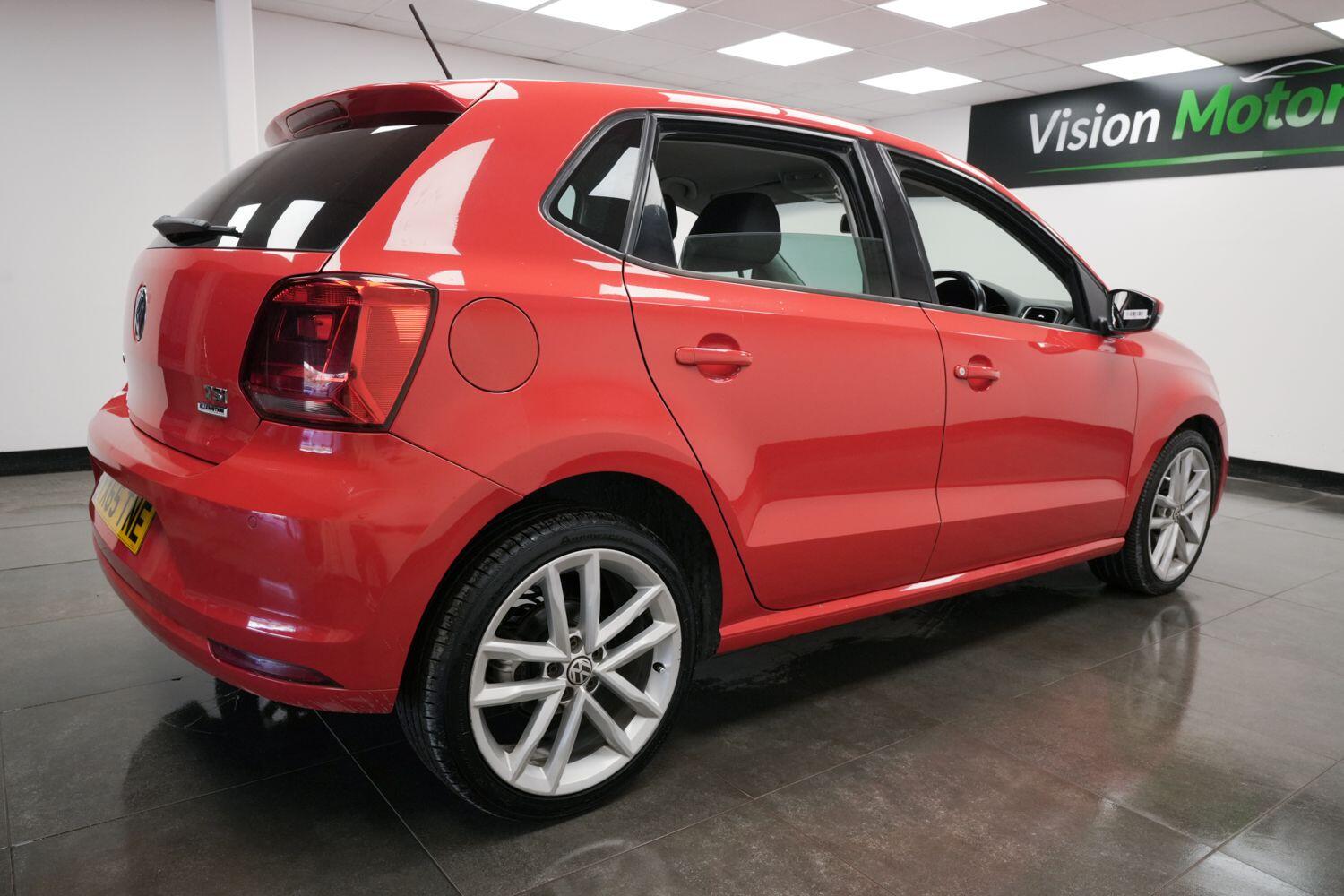 Used Volkswagen Polo 2015 for sale - 76409598: Photo 4