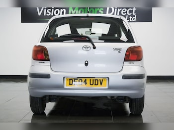 Used Toyota Yaris 2004 for sale - 75809214: Photo