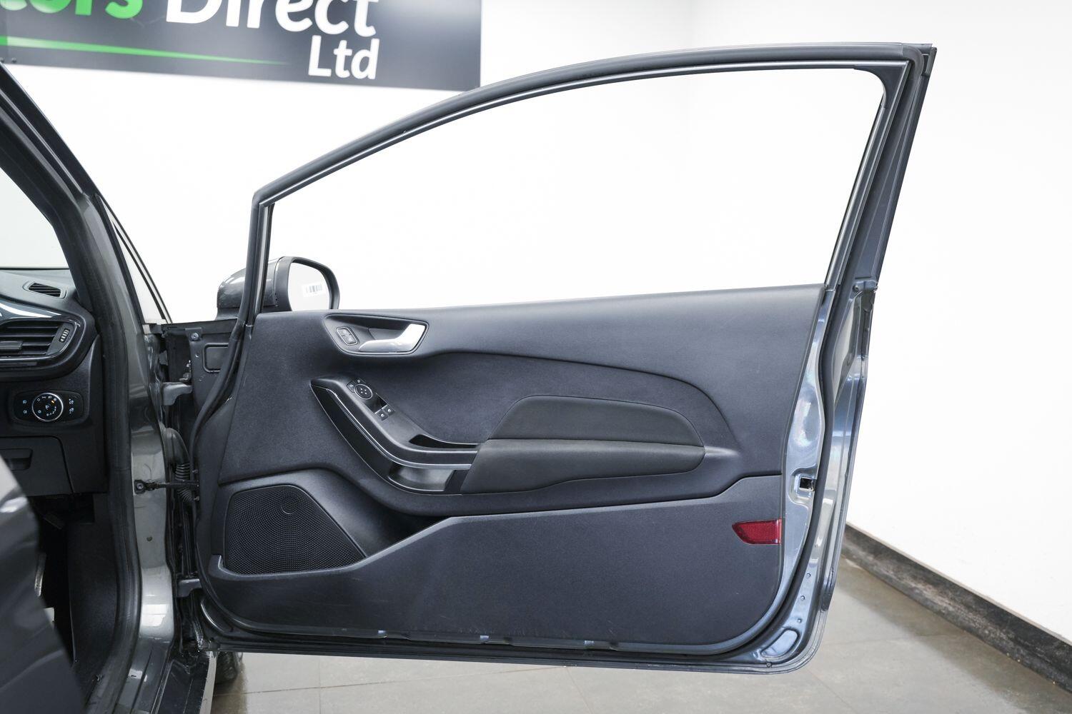 Used Ford Fiesta 2017 for sale - 77454877: Photo 14