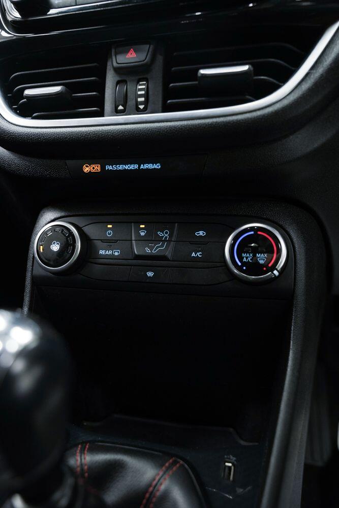 Used Ford Fiesta 2017 for sale - 77454877: Photo 19