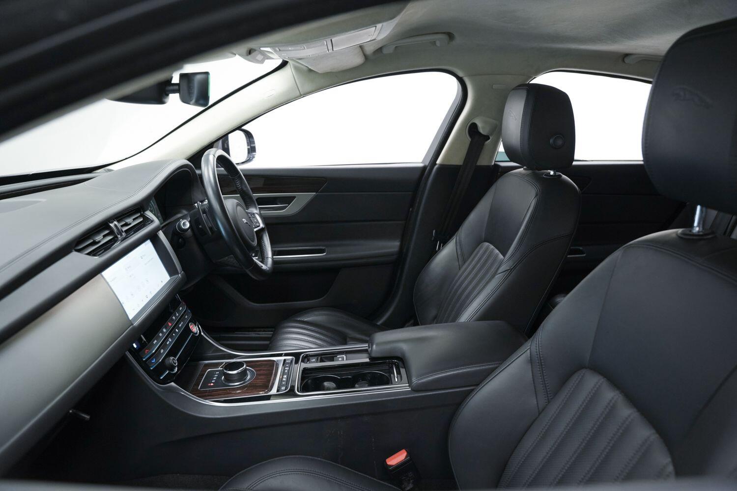 Used Jaguar XF 2020 for sale - 77559916: Photo 29